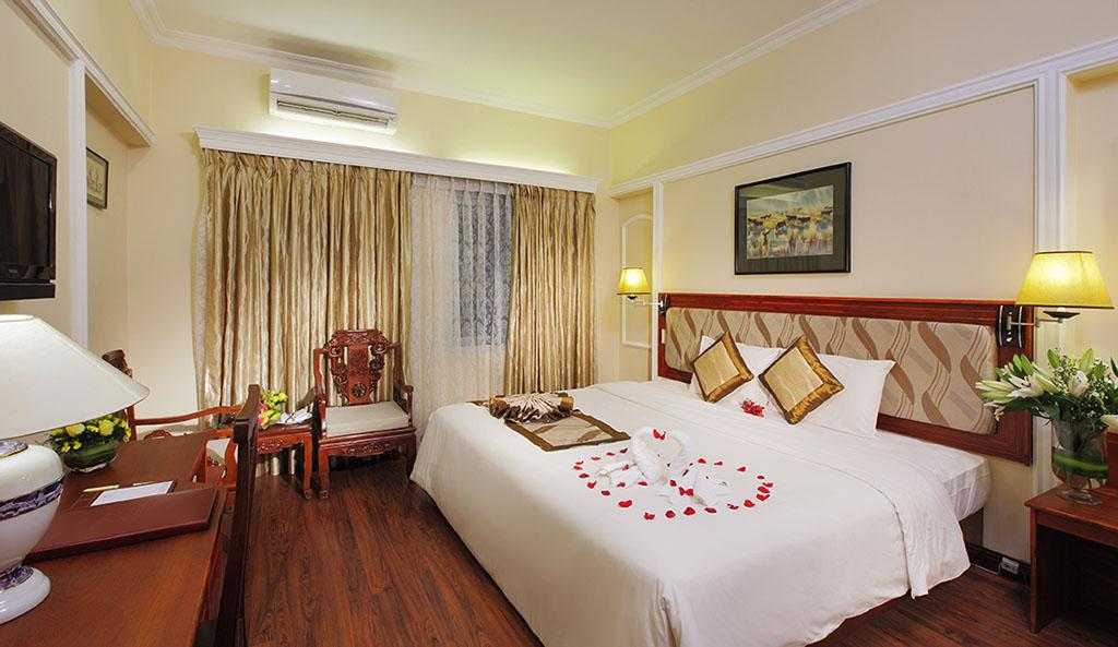 Royal Hotel Saigon Хошимін Екстер'єр фото