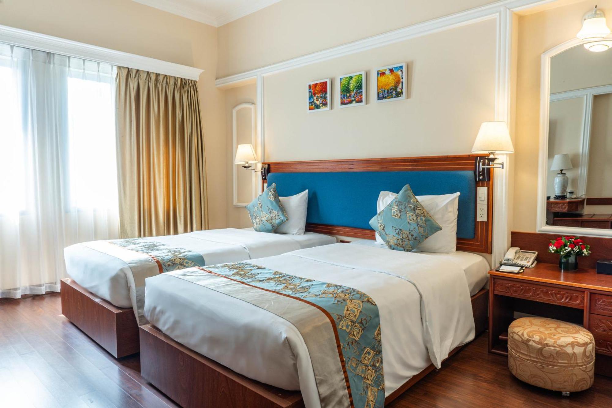 Royal Hotel Saigon Хошимін Екстер'єр фото