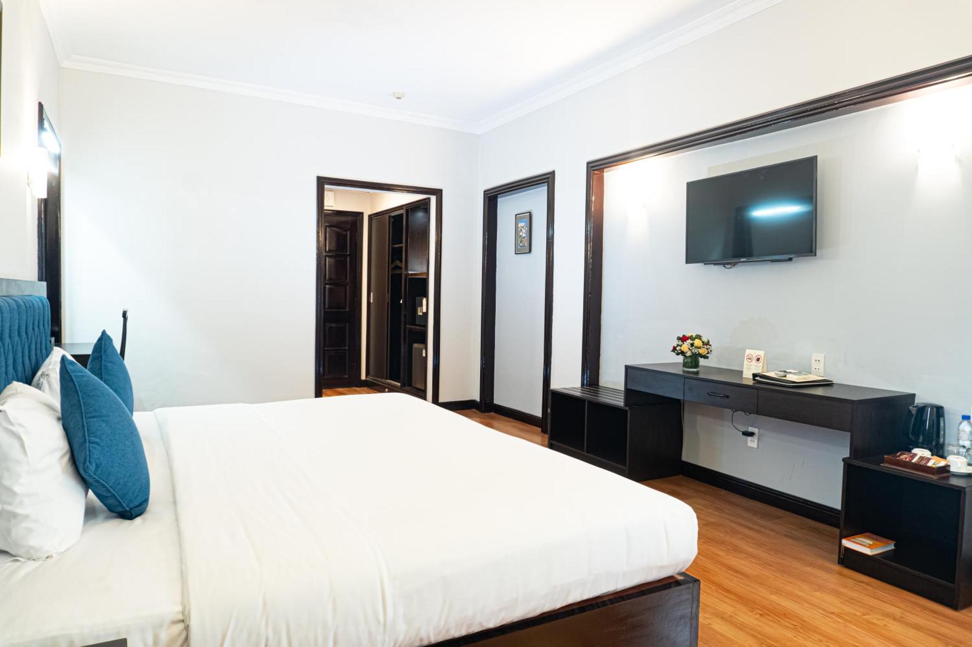 Royal Hotel Saigon Хошимін Екстер'єр фото