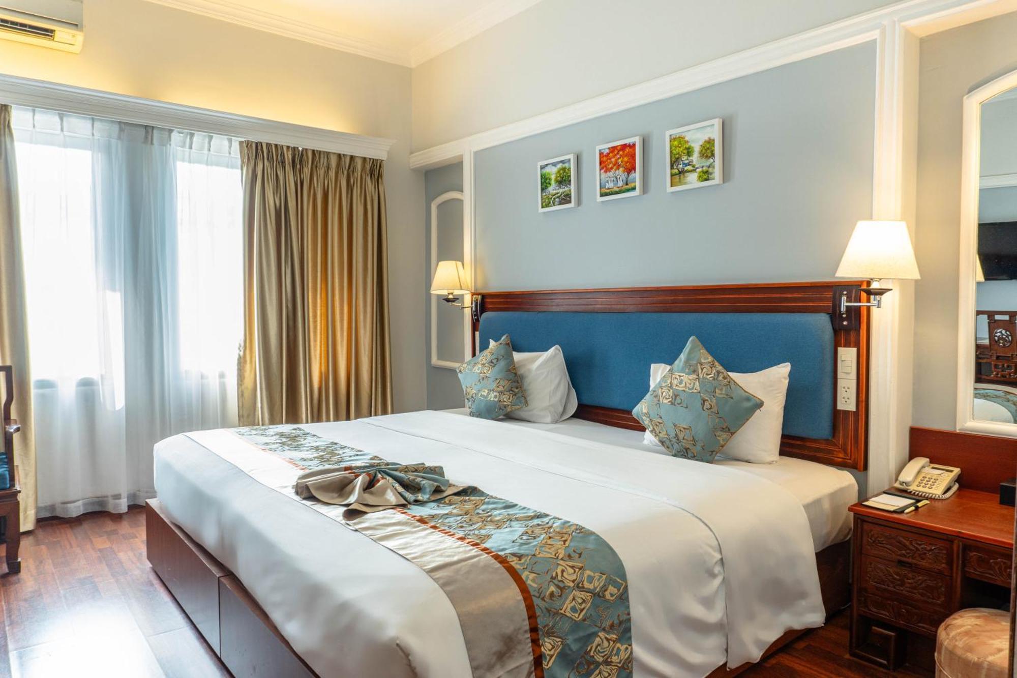 Royal Hotel Saigon Хошимін Екстер'єр фото