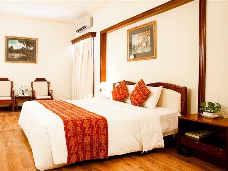 Royal Hotel Saigon Хошимін Екстер'єр фото